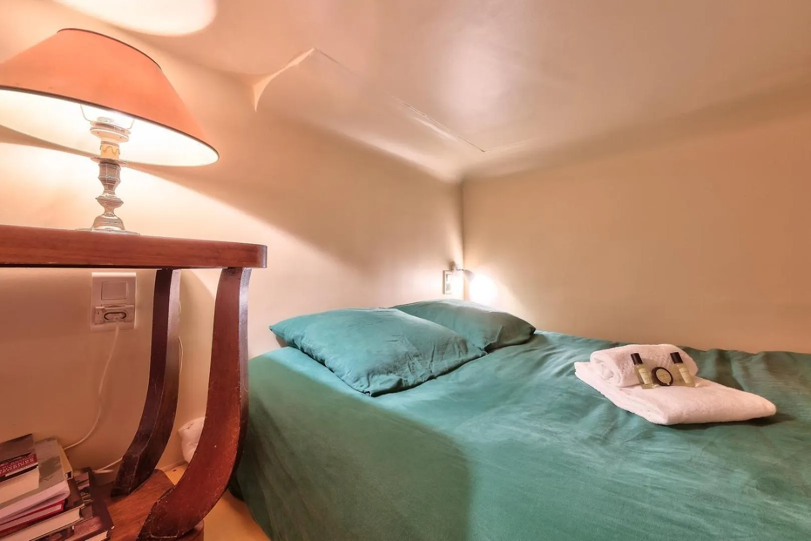 Guestready - Bel Apt Pres De L'Arc De Triomphe Paris 0*,  France